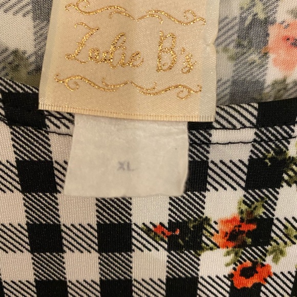 SOLD Zadie B’s Callie dress - Picture 7 of 7